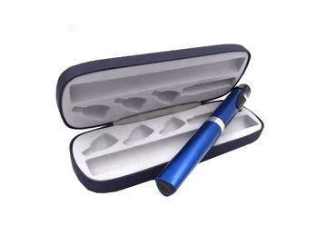 ペンのブリキ/PUの革材料のための青い色のインシュリンのペン箱のインシュリン旅行箱